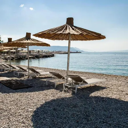 Radosevac Beach Split